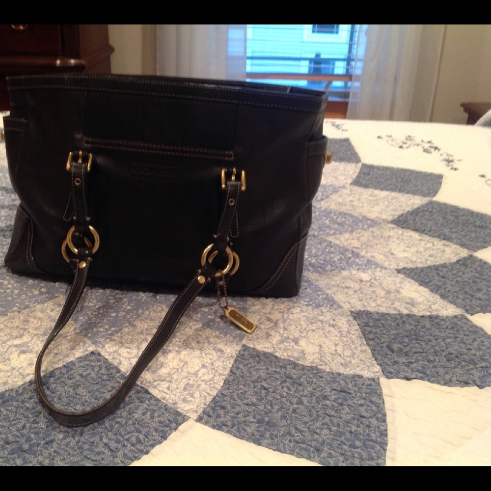 🔥Authentic Black Coach Bag🔥